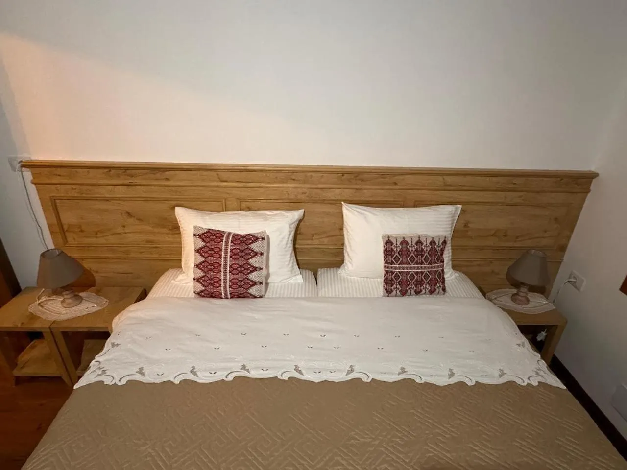 Mezini Guest House Gjirokastër Feriehus